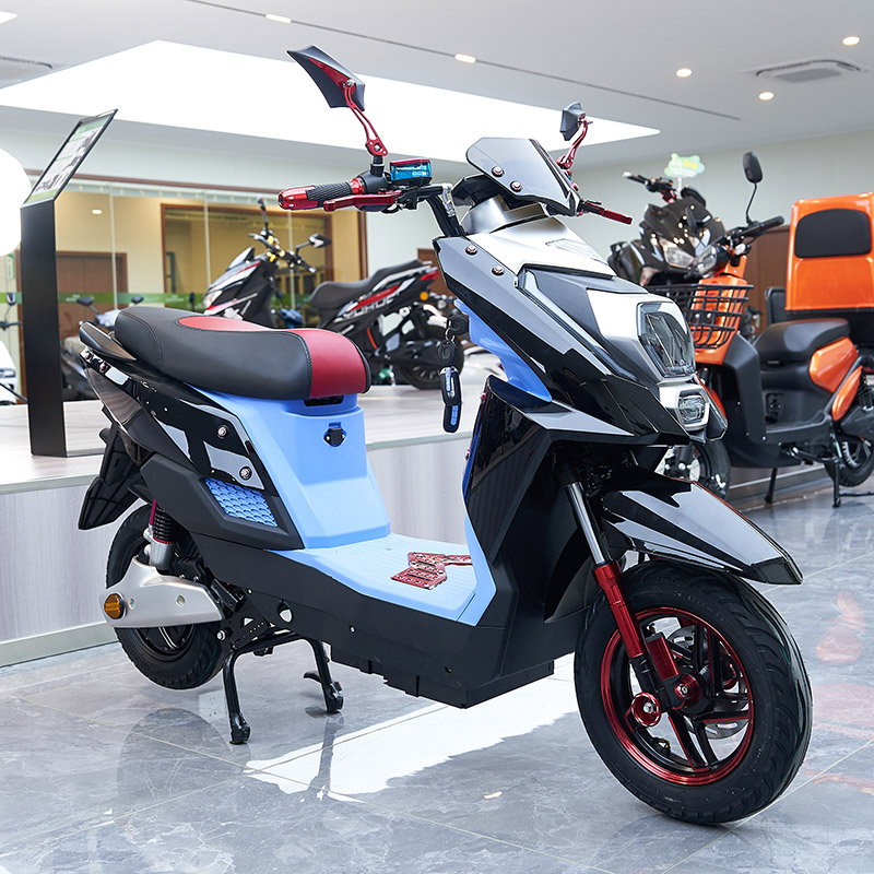 A162 10inch 600/800W 50km/H Speed Best Electric Scooter Moped Motorcycles for Adults